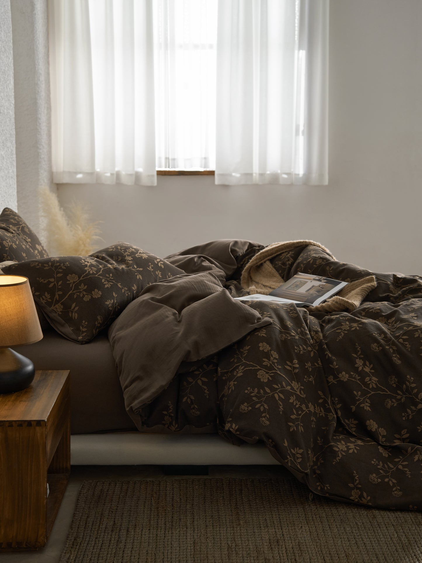 Brown Floret Bedding Set