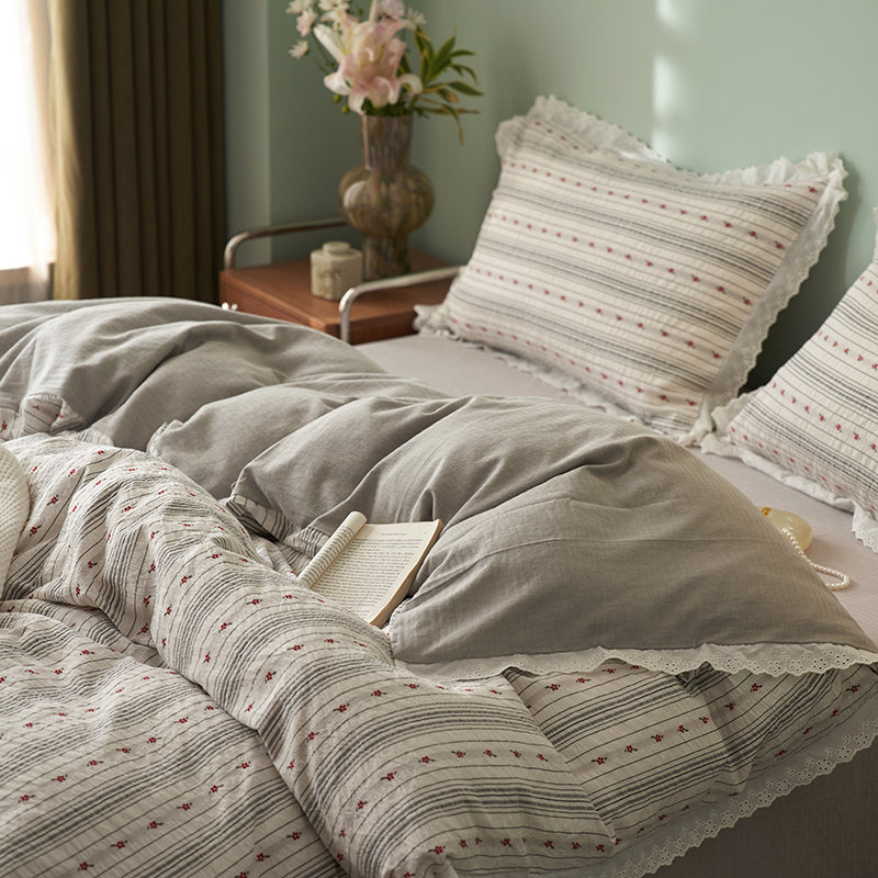 Little Floral Bedding Set