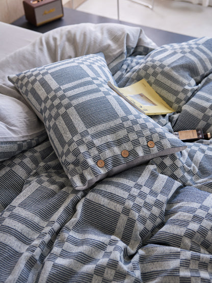 Grey Geometry Bedding Set
