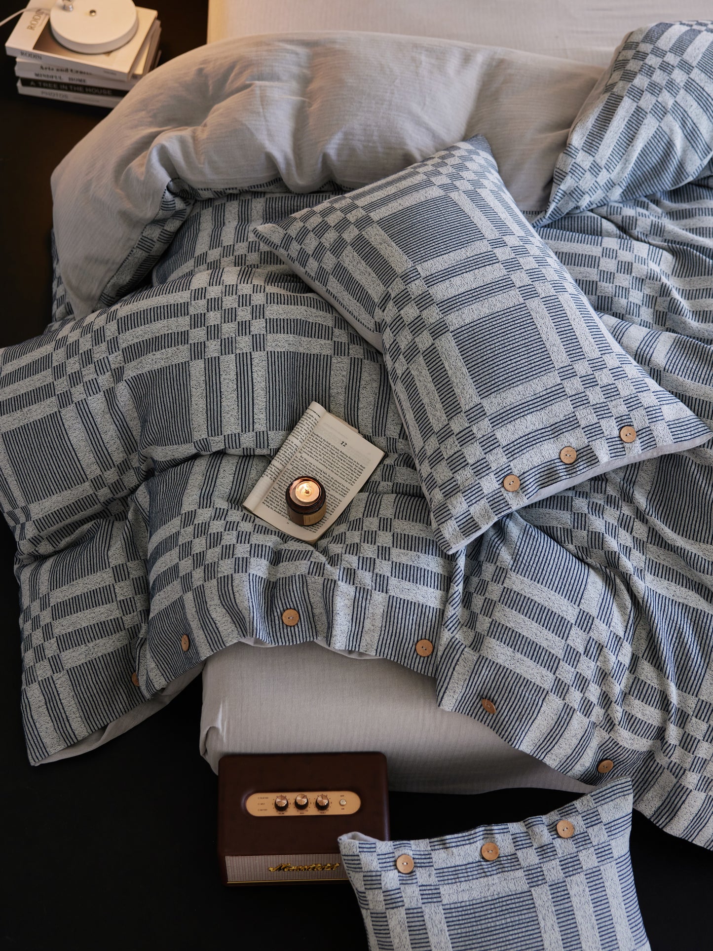 Grey Geometry Bedding Set