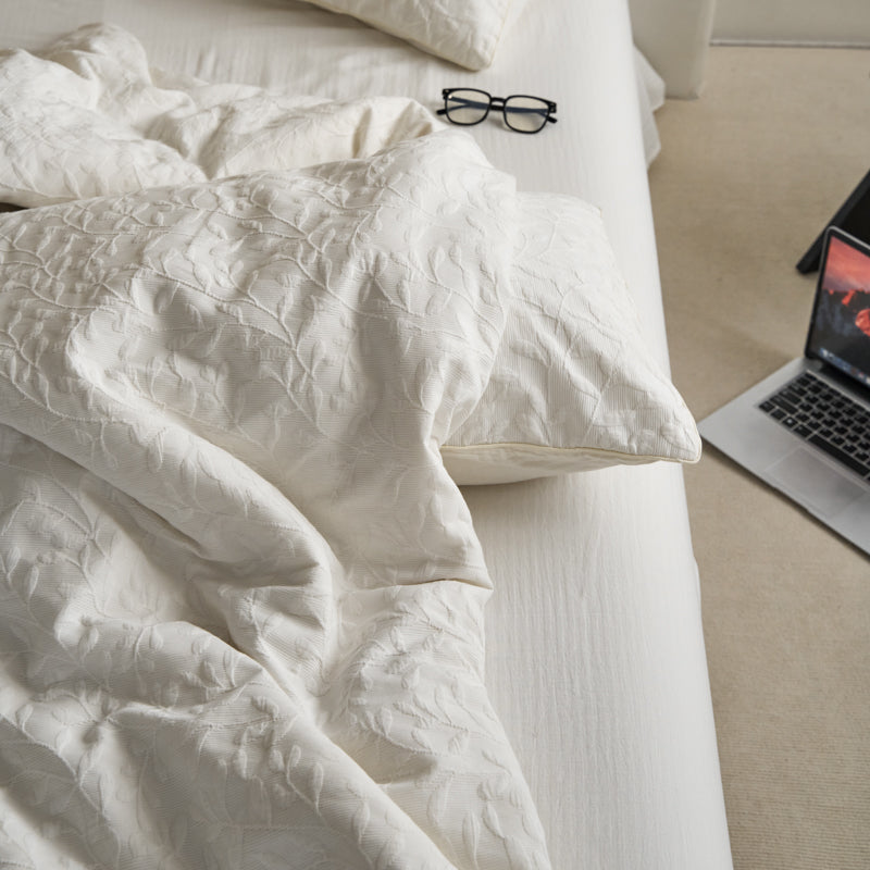 White Floral Bedding Set