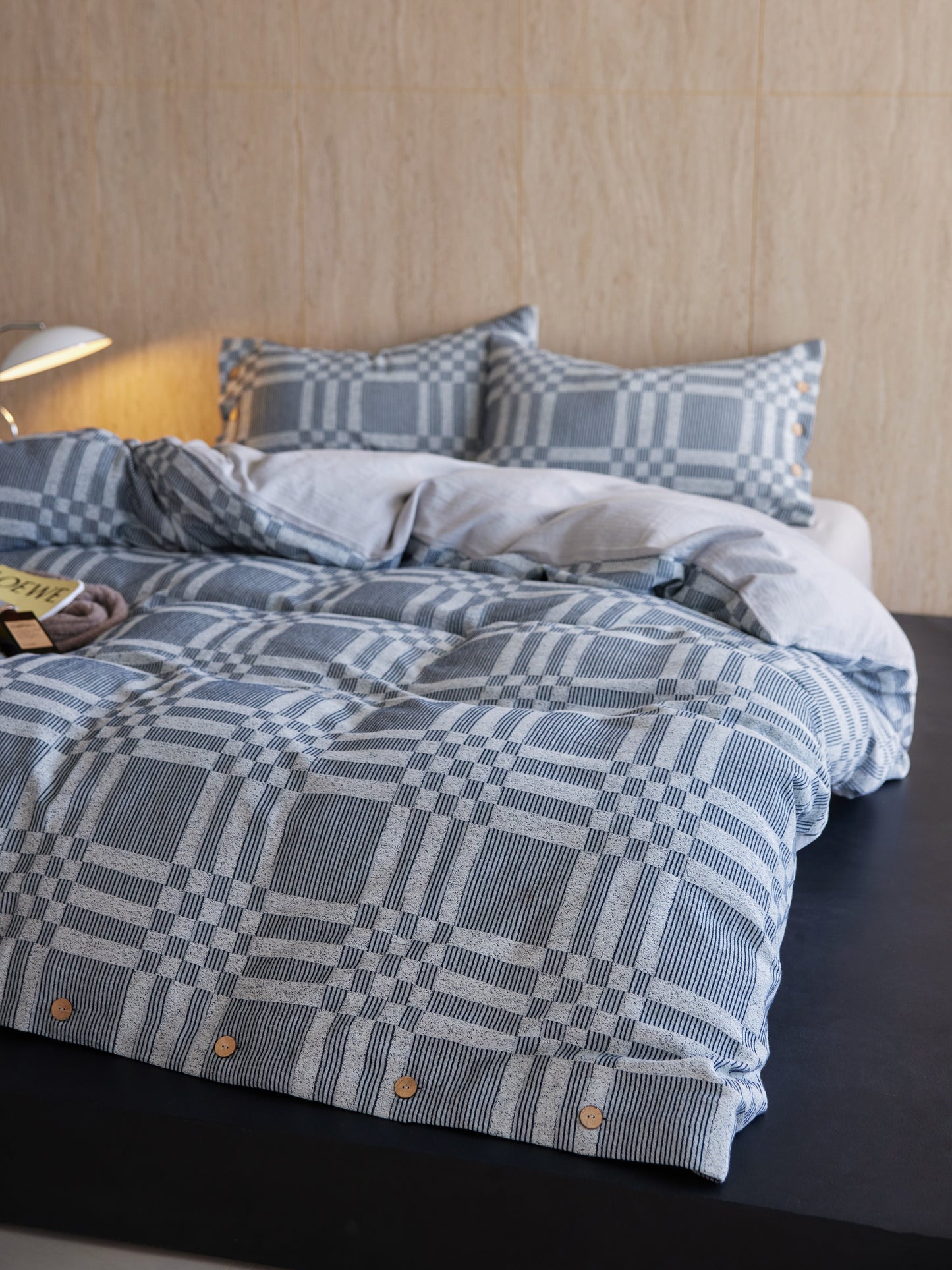 Grey Geometry Bedding Set