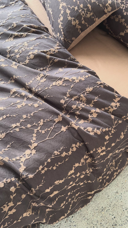 Cocoa Vine Bedding Set